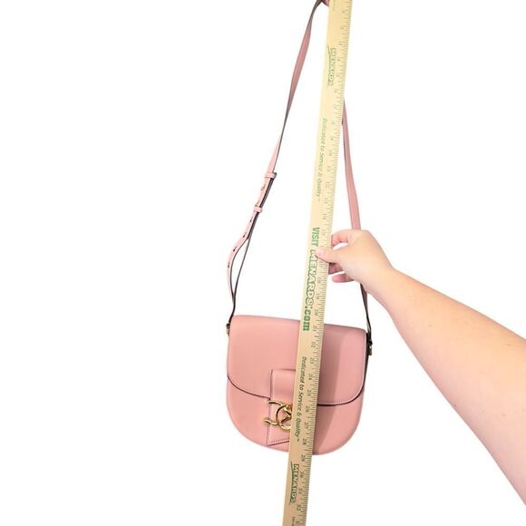 Alexis Bittar Dusty Pink Crossbody TWISTED GOLD LEATHER SADDLE BAG IN DUSTY PINK - Picture 4 of 16